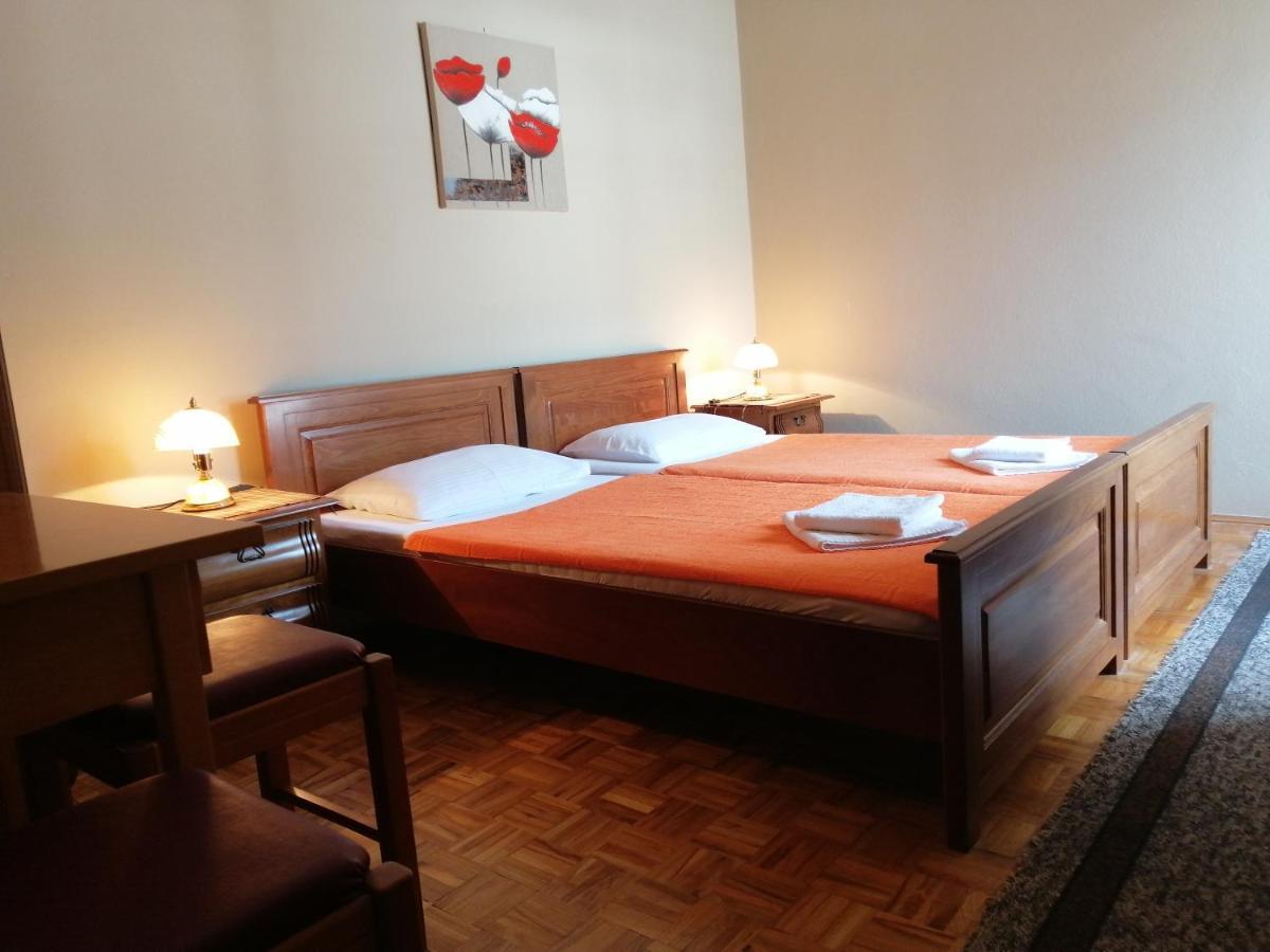 Lovely Apartment With Big Terrace In Budva Ngoại thất bức ảnh