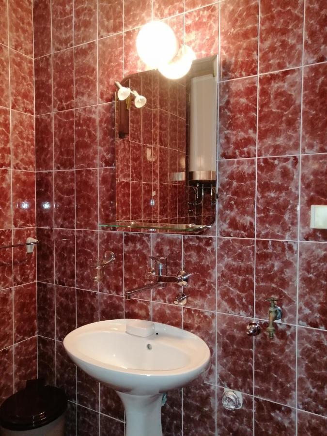 Lovely Apartment With Big Terrace In Budva Ngoại thất bức ảnh