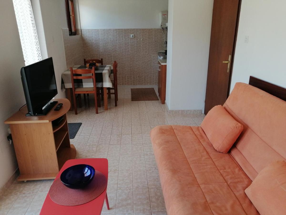 Lovely Apartment With Big Terrace In Budva Ngoại thất bức ảnh